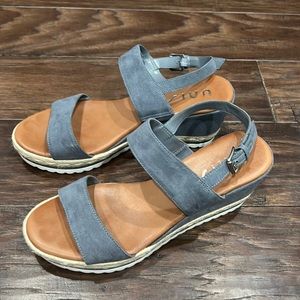 Unisa womens wedge sandal